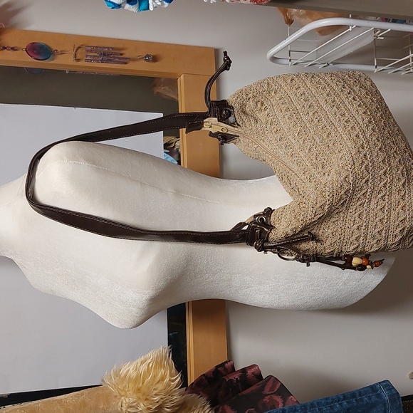 Hobo Bag with Macrame Style Mayerial & Clip-on Beaded Charm - Picture 7 of 9